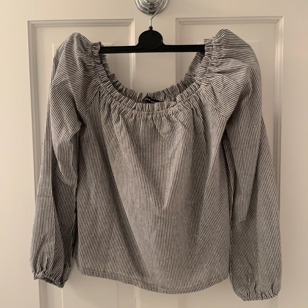 Brandy Melville Off-the-shoulder Striped Blouse